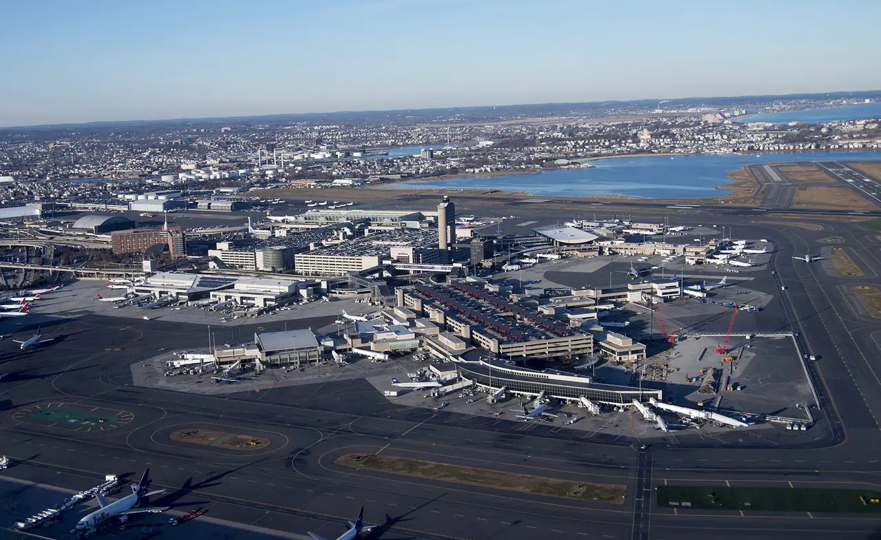 Boston Logan International Airport (BOS) - TiLimousine chauffeur service