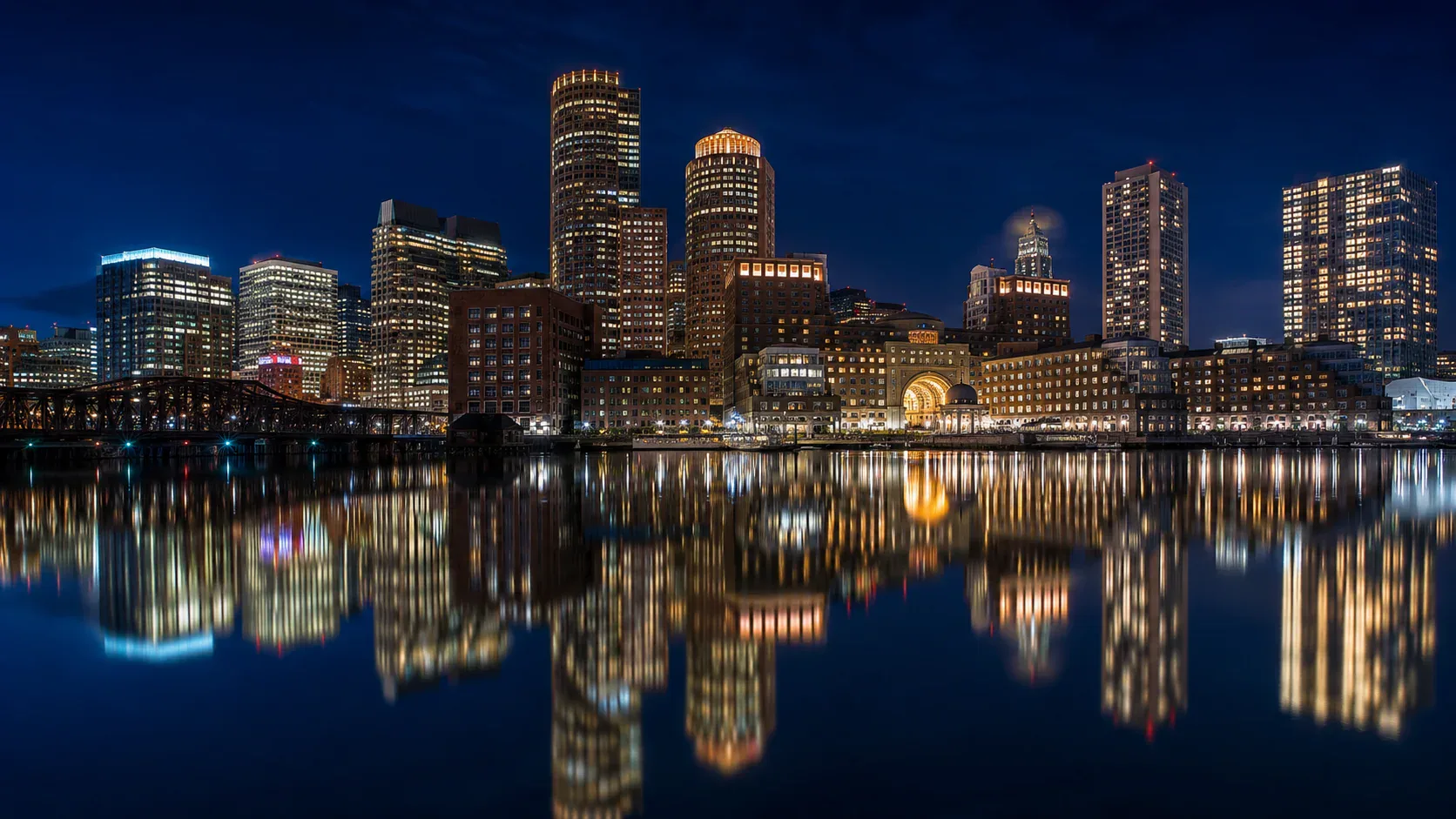 Boston city skyline at dusk - TiLimousine private chauffeur service